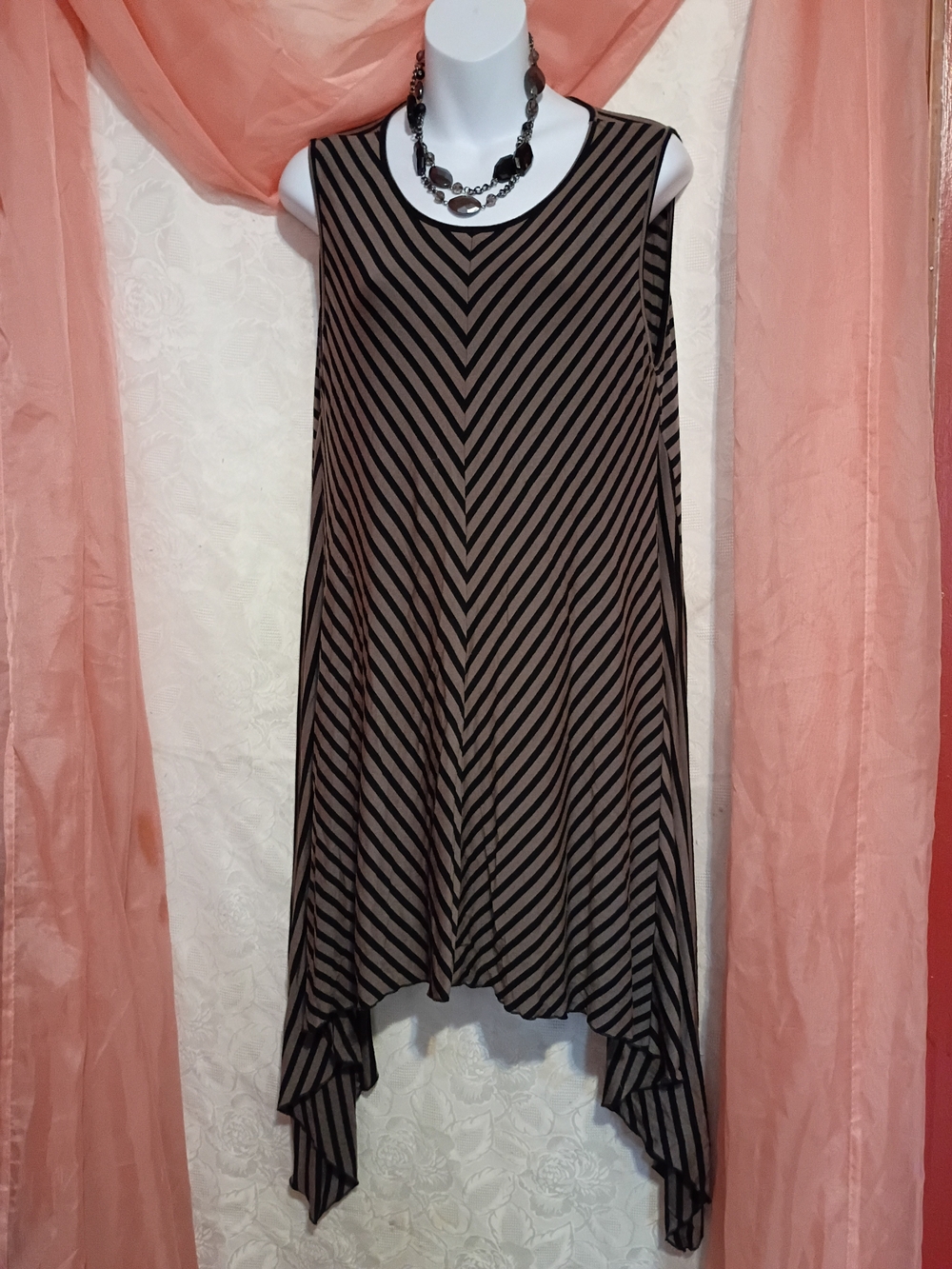 Comfy USA Brown and Black Asymmetrical Chevron Handkerchief Dress